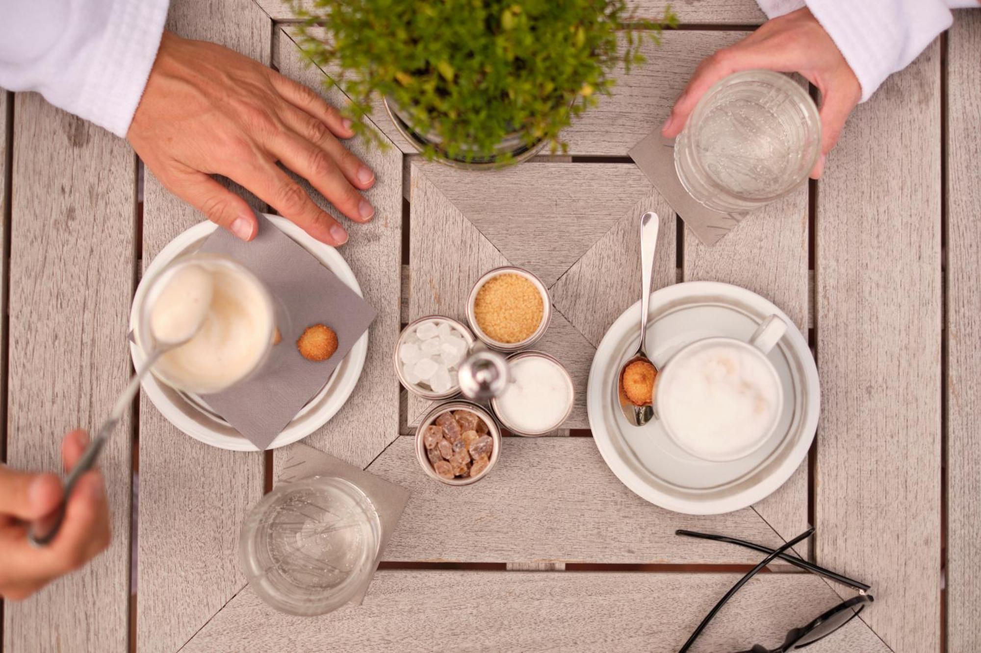 阿勒尔福斯Spa酒店 圣彼得奥尔丁 外观 照片 A typical Italian breakfast